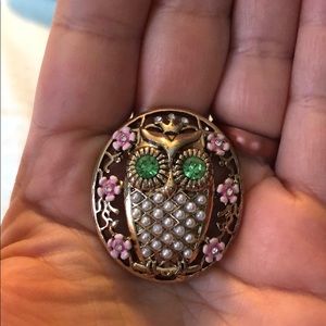 Betsey Johnson necklace